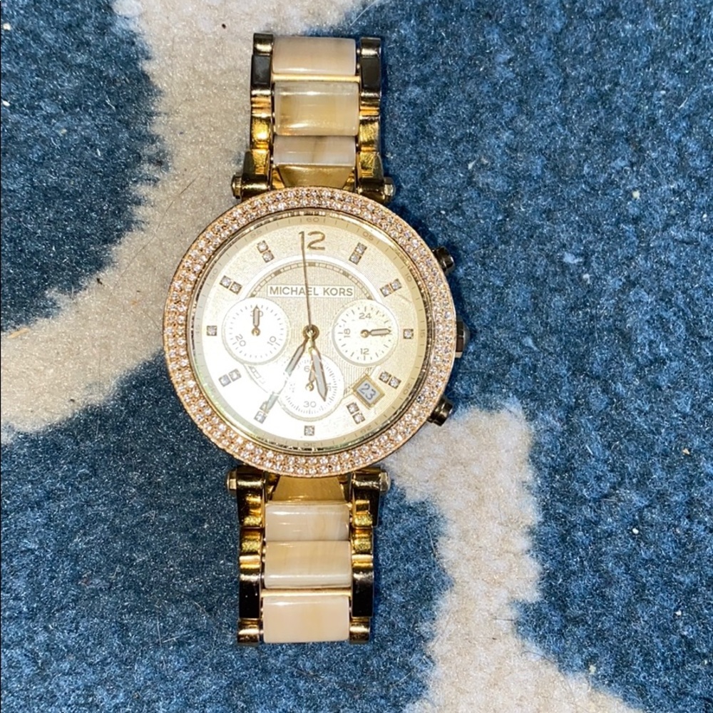 MK watch
